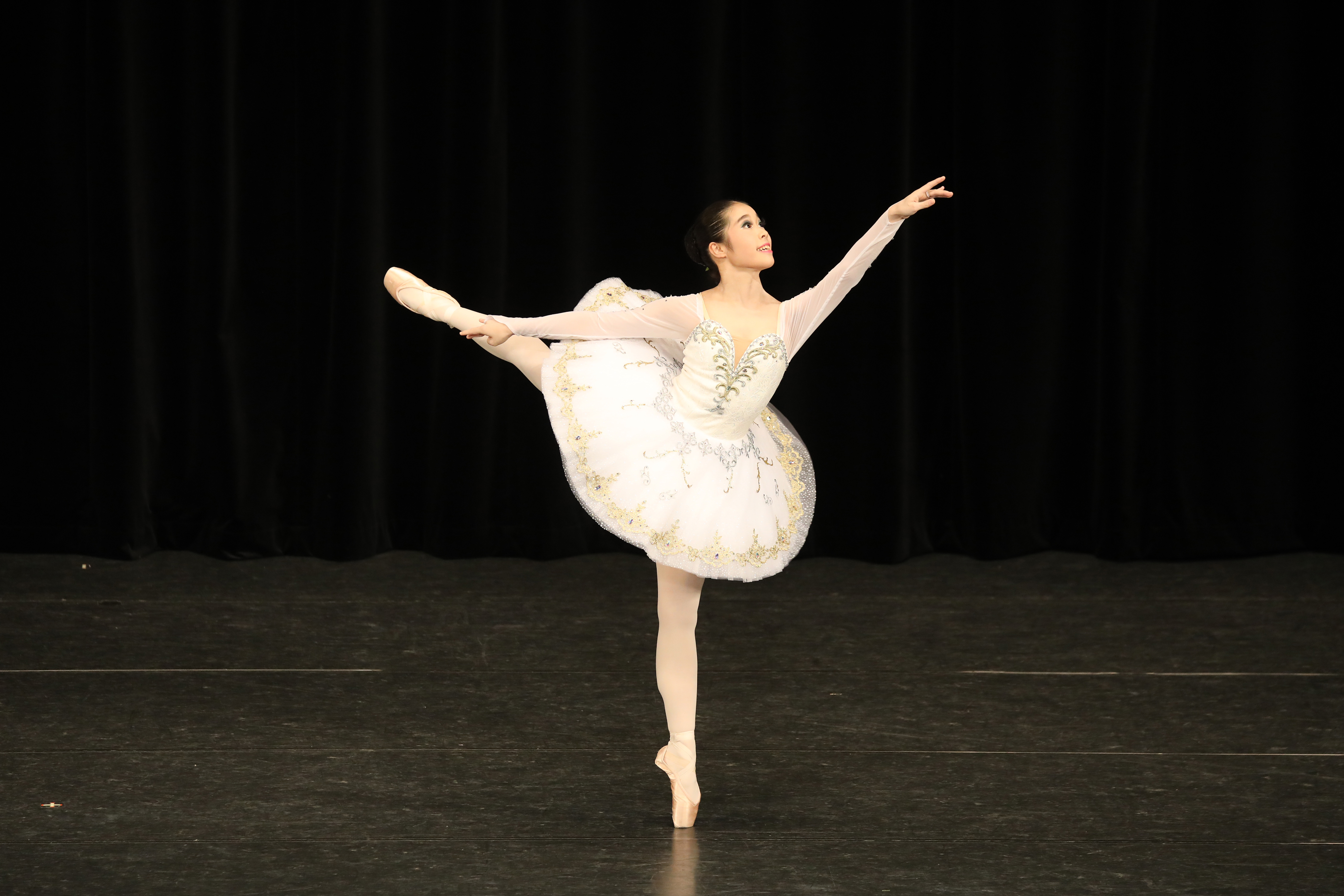 「パキータ」よりエトワールのVa.